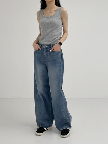 606 Balloon Wrinkle Wide Denim Pants